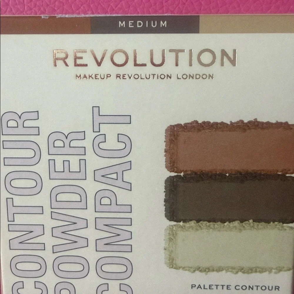Revolution Contour Powder Compact - Medium Brown and Cream